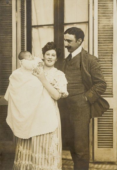Leonor Fini with her parents, Argentine, 1907