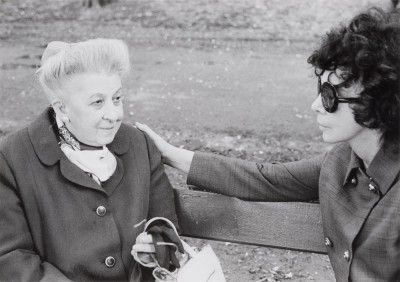 Malvina Fini et Leonor Fini au Parc de Saint-Cloud, 1970, photographie de Richard Overstreet